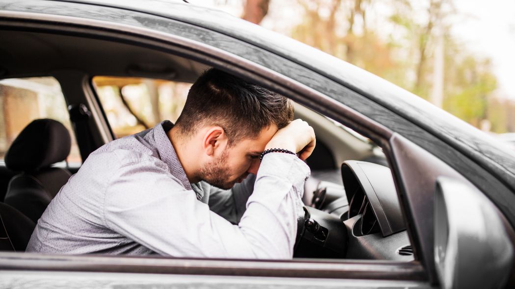 Baja por accidente de tráfico: Cómo Actuar y qué reclamar